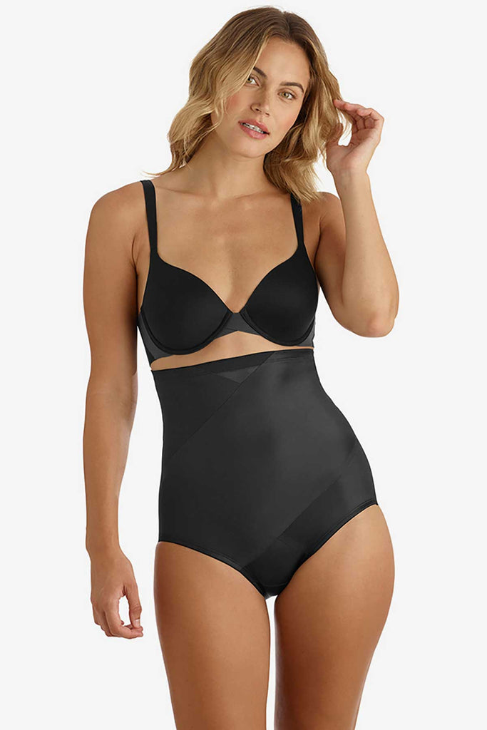 Woman in a high waisted shapewear.